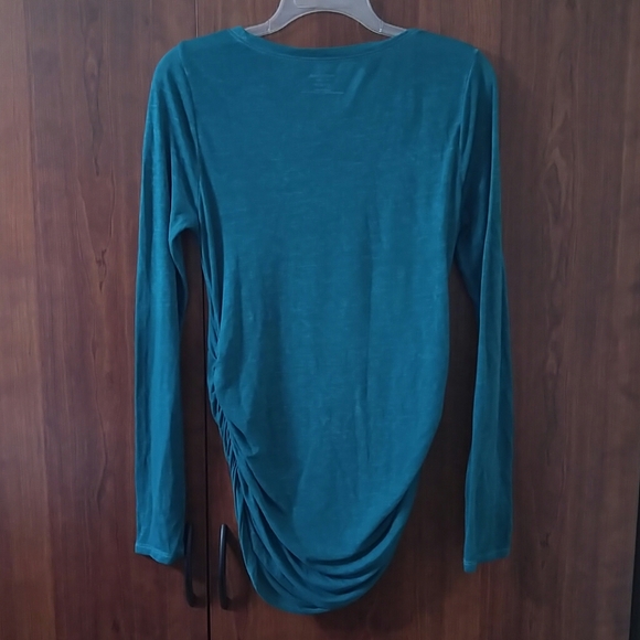 Baby it’s Cold Outside maternity long sleeve tee M - Picture 3 of 4